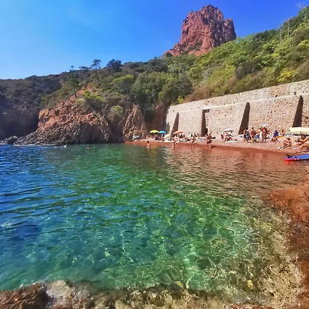 L Oasis Marine St Raphael