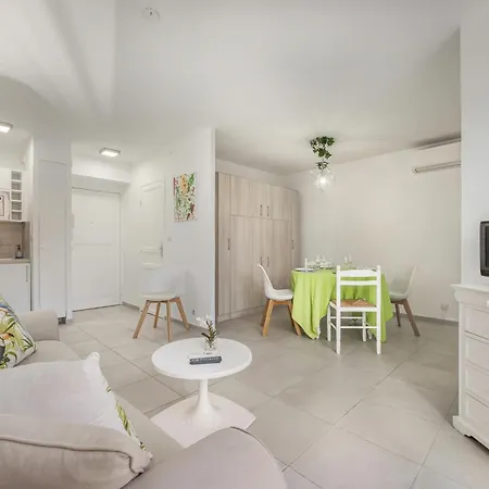 L Oasis Marine St Raphael شقة